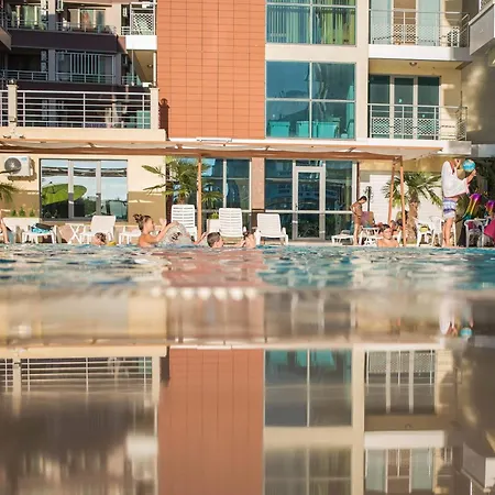 Milenium 아파트 *